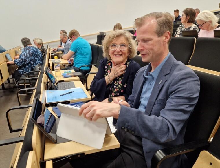Oskari Valtola ja Pirkko Valtola