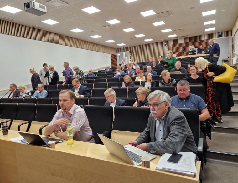 Valtuuston kuva